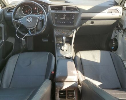 Білий Фольксваген Тігуан, об'ємом двигуна 2 л та пробігом 160 тис. км за 12999 $, фото 7 на Automoto.ua