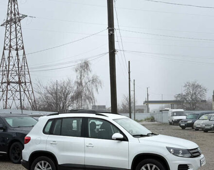 Белый Фольксваген Тигуан, объемом двигателя 2 л и пробегом 110 тыс. км за 14998 $, фото 5 на Automoto.ua