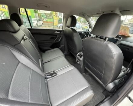 Белый Фольксваген Тигуан, объемом двигателя 2 л и пробегом 117 тыс. км за 17900 $, фото 10 на Automoto.ua