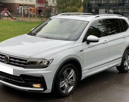 Білий Фольксваген Тігуан, об'ємом двигуна 2 л та пробігом 96 тис. км за 10000 $, фото 2 на Automoto.ua