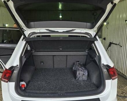 Белый Фольксваген Тигуан, объемом двигателя 2 л и пробегом 102 тыс. км за 25500 $, фото 8 на Automoto.ua