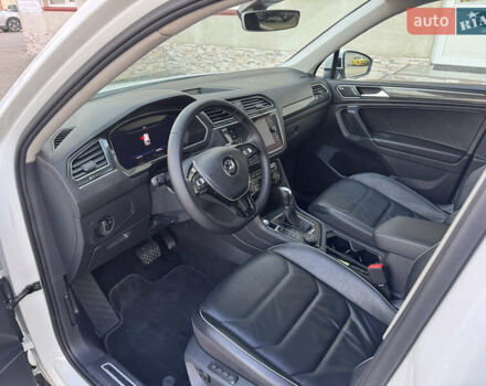 Білий Фольксваген Тігуан, об'ємом двигуна 1.98 л та пробігом 187 тис. км за 18900 $, фото 22 на Automoto.ua