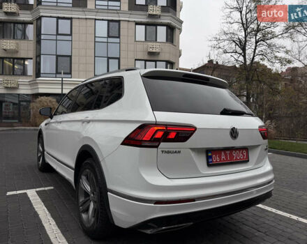 Белый Фольксваген Тигуан, объемом двигателя 1.98 л и пробегом 157 тыс. км за 22500 $, фото 8 на Automoto.ua