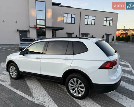 Белый Фольксваген Тигуан, объемом двигателя 1.98 л и пробегом 135 тыс. км за 16400 $, фото 14 на Automoto.ua