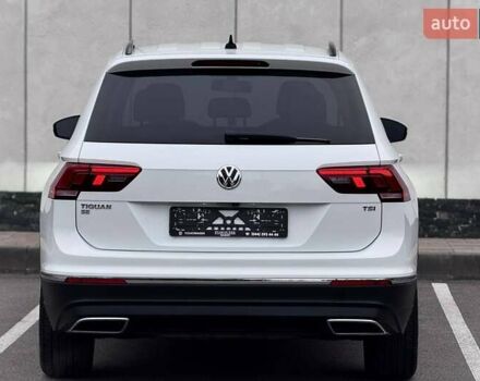 Белый Фольксваген Тигуан, объемом двигателя 2 л и пробегом 135 тыс. км за 21500 $, фото 11 на Automoto.ua