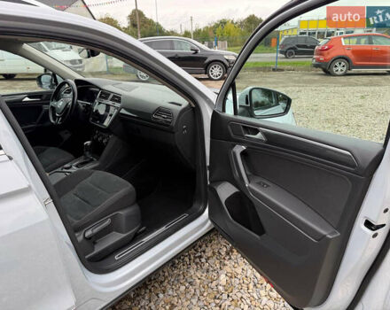 Білий Фольксваген Тігуан, об'ємом двигуна 1.97 л та пробігом 229 тис. км за 24950 $, фото 23 на Automoto.ua