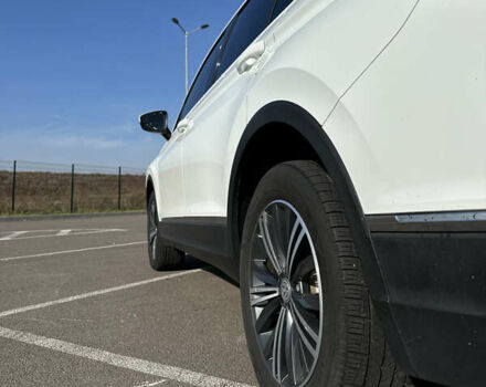 Белый Фольксваген Тигуан, объемом двигателя 2 л и пробегом 192 тыс. км за 17200 $, фото 32 на Automoto.ua