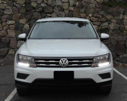 Белый Фольксваген Тигуан, объемом двигателя 2 л и пробегом 33 тыс. км за 15100 $, фото 1 на Automoto.ua