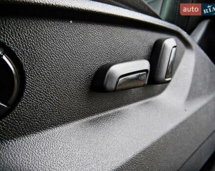 Білий Фольксваген Тігуан, об'ємом двигуна 2 л та пробігом 110 тис. км за 17800 $, фото 9 на Automoto.ua