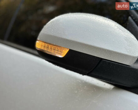 Белый Фольксваген Тигуан, объемом двигателя 1.98 л и пробегом 135 тыс. км за 12899 $, фото 26 на Automoto.ua