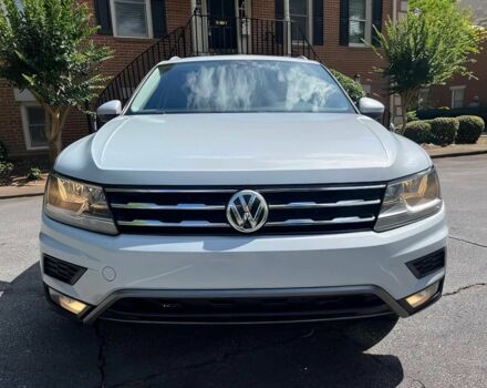 Белый Фольксваген Тигуан, объемом двигателя 2 л и пробегом 35 тыс. км за 13000 $, фото 1 на Automoto.ua