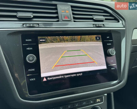 Білий Фольксваген Тігуан, об'ємом двигуна 2 л та пробігом 134 тис. км за 18500 $, фото 33 на Automoto.ua