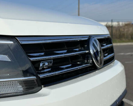 Белый Фольксваген Тигуан, объемом двигателя 2 л и пробегом 192 тыс. км за 17200 $, фото 15 на Automoto.ua