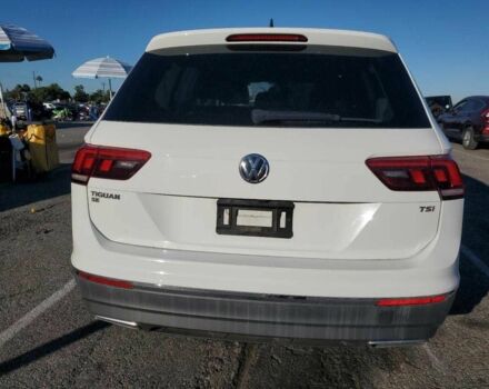 Білий Фольксваген Тігуан, об'ємом двигуна 2 л та пробігом 120 тис. км за 3600 $, фото 5 на Automoto.ua