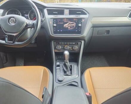 Белый Фольксваген Тигуан, объемом двигателя 2 л и пробегом 139 тыс. км за 17900 $, фото 9 на Automoto.ua