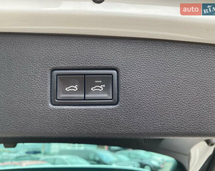 Білий Фольксваген Тігуан, об'ємом двигуна 2 л та пробігом 182 тис. км за 31600 $, фото 64 на Automoto.ua