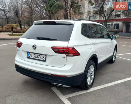 Білий Фольксваген Тігуан, об'ємом двигуна 2 л та пробігом 145 тис. км за 23600 $, фото 14 на Automoto.ua