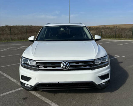 Белый Фольксваген Тигуан, объемом двигателя 2 л и пробегом 192 тыс. км за 17200 $, фото 9 на Automoto.ua