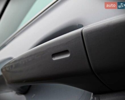 Білий Фольксваген Тігуан, об'ємом двигуна 2 л та пробігом 110 тис. км за 17800 $, фото 6 на Automoto.ua