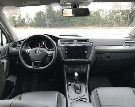 Белый Фольксваген Тигуан, объемом двигателя 2 л и пробегом 70 тыс. км за 18900 $, фото 10 на Automoto.ua