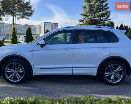 Білий Фольксваген Тігуан, об'ємом двигуна 1.97 л та пробігом 134 тис. км за 31350 $, фото 3 на Automoto.ua