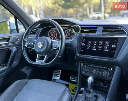 Білий Фольксваген Тігуан, об'ємом двигуна 1.97 л та пробігом 134 тис. км за 31350 $, фото 18 на Automoto.ua
