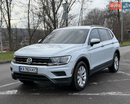Белый Фольксваген Тигуан, объемом двигателя 2 л и пробегом 130 тыс. км за 17900 $, фото 4 на Automoto.ua