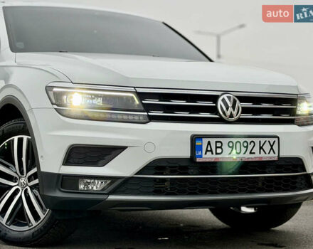 Білий Фольксваген Тігуан, об'ємом двигуна 2 л та пробігом 66 тис. км за 30999 $, фото 10 на Automoto.ua