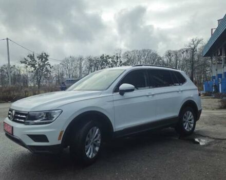 Белый Фольксваген Тигуан, объемом двигателя 2 л и пробегом 139 тыс. км за 17900 $, фото 5 на Automoto.ua