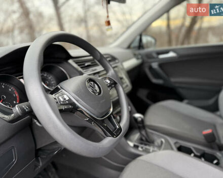 Белый Фольксваген Тигуан, объемом двигателя 2 л и пробегом 130 тыс. км за 17900 $, фото 15 на Automoto.ua