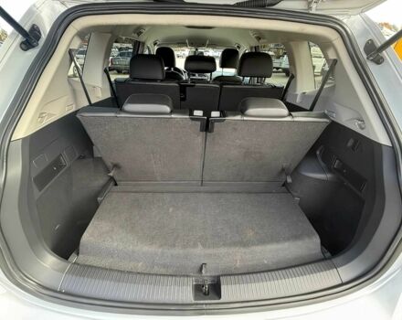 Білий Фольксваген Тігуан, об'ємом двигуна 2 л та пробігом 42 тис. км за 10600 $, фото 14 на Automoto.ua