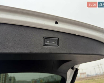 Білий Фольксваген Тігуан, об'ємом двигуна 2 л та пробігом 66 тис. км за 30999 $, фото 106 на Automoto.ua