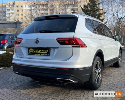 Білий Фольксваген Тігуан, об'ємом двигуна 2 л та пробігом 113 тис. км за 22800 $, фото 6 на Automoto.ua