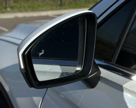 Белый Фольксваген Тигуан, объемом двигателя 2 л и пробегом 192 тыс. км за 17200 $, фото 68 на Automoto.ua