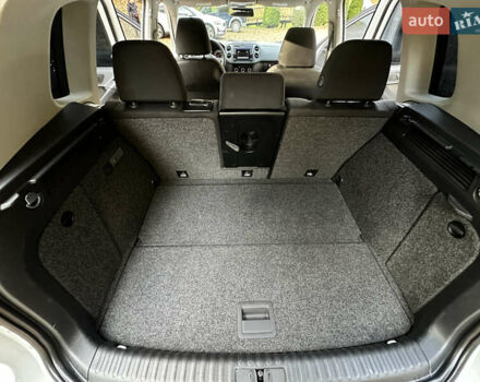 Белый Фольксваген Тигуан, объемом двигателя 1.98 л и пробегом 135 тыс. км за 12899 $, фото 65 на Automoto.ua