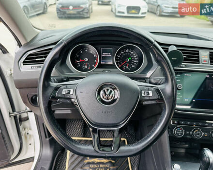 Білий Фольксваген Тігуан, об'ємом двигуна 1.98 л та пробігом 69 тис. км за 23500 $, фото 28 на Automoto.ua