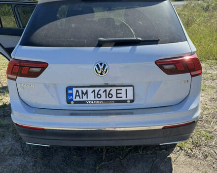 Білий Фольксваген Тігуан, об'ємом двигуна 2 л та пробігом 180 тис. км за 19500 $, фото 2 на Automoto.ua