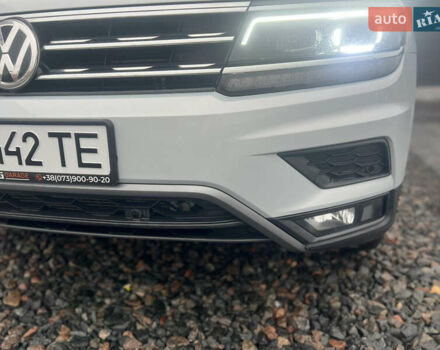 Белый Фольксваген Тигуан, объемом двигателя 1.98 л и пробегом 83 тыс. км за 23500 $, фото 9 на Automoto.ua