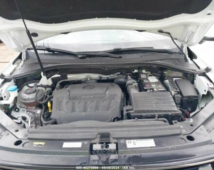 Белый Фольксваген Тигуан, объемом двигателя 2 л и пробегом 72 тыс. км за 4800 $, фото 7 на Automoto.ua