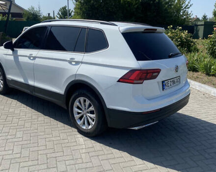 Білий Фольксваген Тігуан, об'ємом двигуна 1.98 л та пробігом 118 тис. км за 17000 $, фото 6 на Automoto.ua