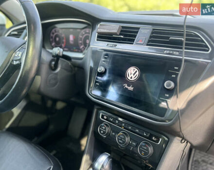 Білий Фольксваген Тігуан, об'ємом двигуна 1.98 л та пробігом 124 тис. км за 26300 $, фото 23 на Automoto.ua