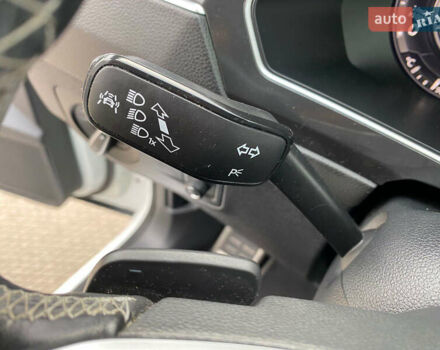 Білий Фольксваген Тігуан, об'ємом двигуна 2 л та пробігом 182 тис. км за 31600 $, фото 34 на Automoto.ua