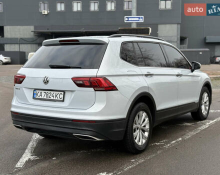 Белый Фольксваген Тигуан, объемом двигателя 2 л и пробегом 130 тыс. км за 17900 $, фото 9 на Automoto.ua