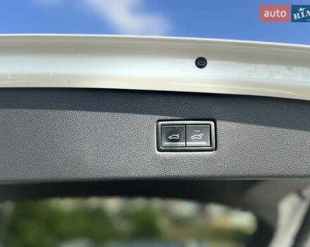 Білий Фольксваген Тігуан, об'ємом двигуна 1.98 л та пробігом 124 тис. км за 26300 $, фото 17 на Automoto.ua