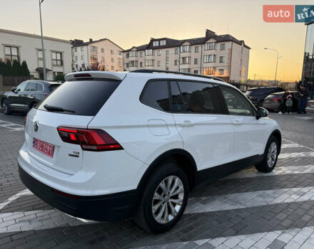 Белый Фольксваген Тигуан, объемом двигателя 1.98 л и пробегом 135 тыс. км за 16400 $, фото 20 на Automoto.ua