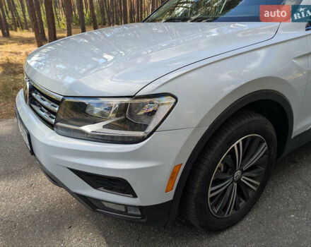 Белый Фольксваген Тигуан, объемом двигателя 1.98 л и пробегом 100 тыс. км за 23100 $, фото 8 на Automoto.ua