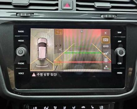 Белый Фольксваген Тигуан, объемом двигателя 2 л и пробегом 57 тыс. км за 16200 $, фото 11 на Automoto.ua