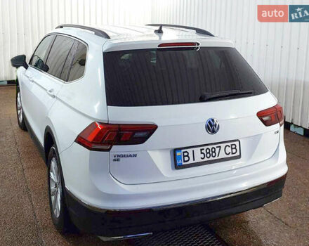 Білий Фольксваген Тігуан, об'ємом двигуна 2 л та пробігом 145 тис. км за 23600 $, фото 59 на Automoto.ua