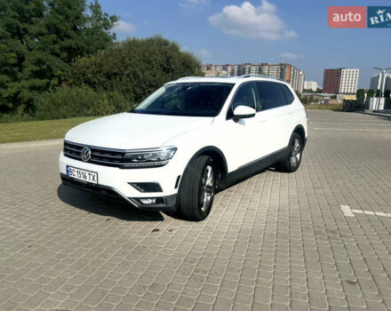 Білий Фольксваген Тігуан, об'ємом двигуна 1.98 л та пробігом 124 тис. км за 26300 $, фото 2 на Automoto.ua