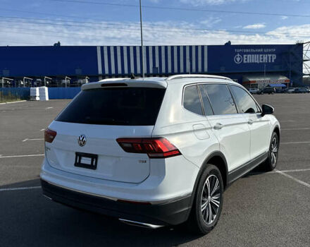 Белый Фольксваген Тигуан, объемом двигателя 2 л и пробегом 192 тыс. км за 17200 $, фото 11 на Automoto.ua